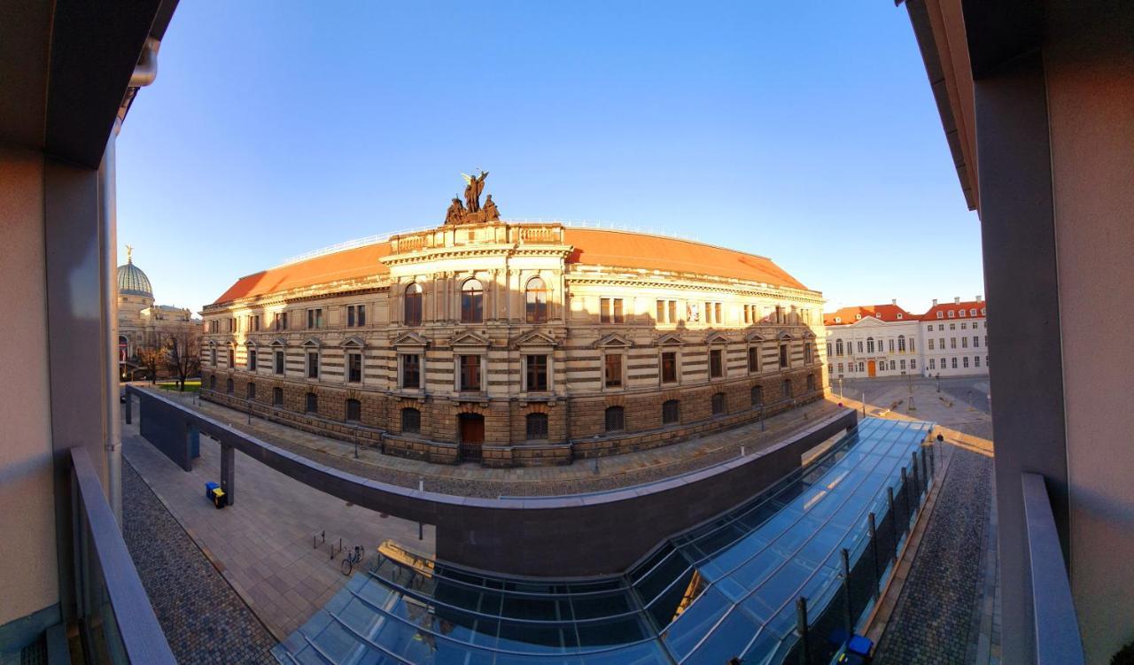 Pineapple Apartments Luxus Apartment Im Palais Am Neumarkt Dresden Luaran gambar